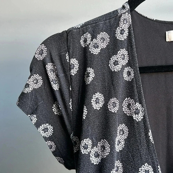 LOFT Wrap Dress with Flowers | LOFT Dress | Wrap Dress | Floral | Flower Print - Picture 4 of 9